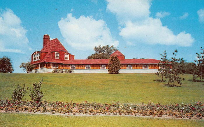 Hidden Valley - Old Post Cards And Mementos (newer photo)